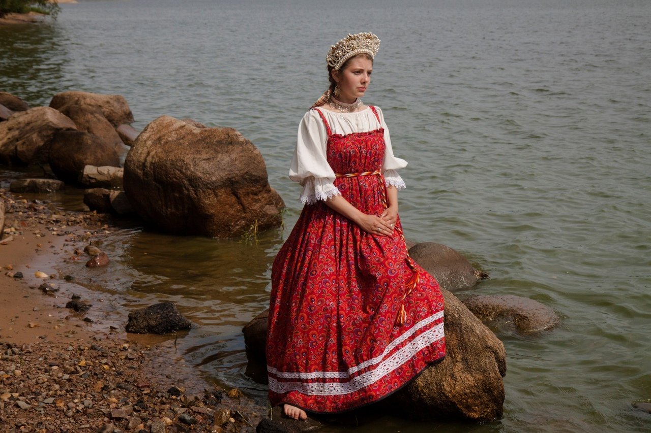 Women in Slavic costumes in Kota Baru