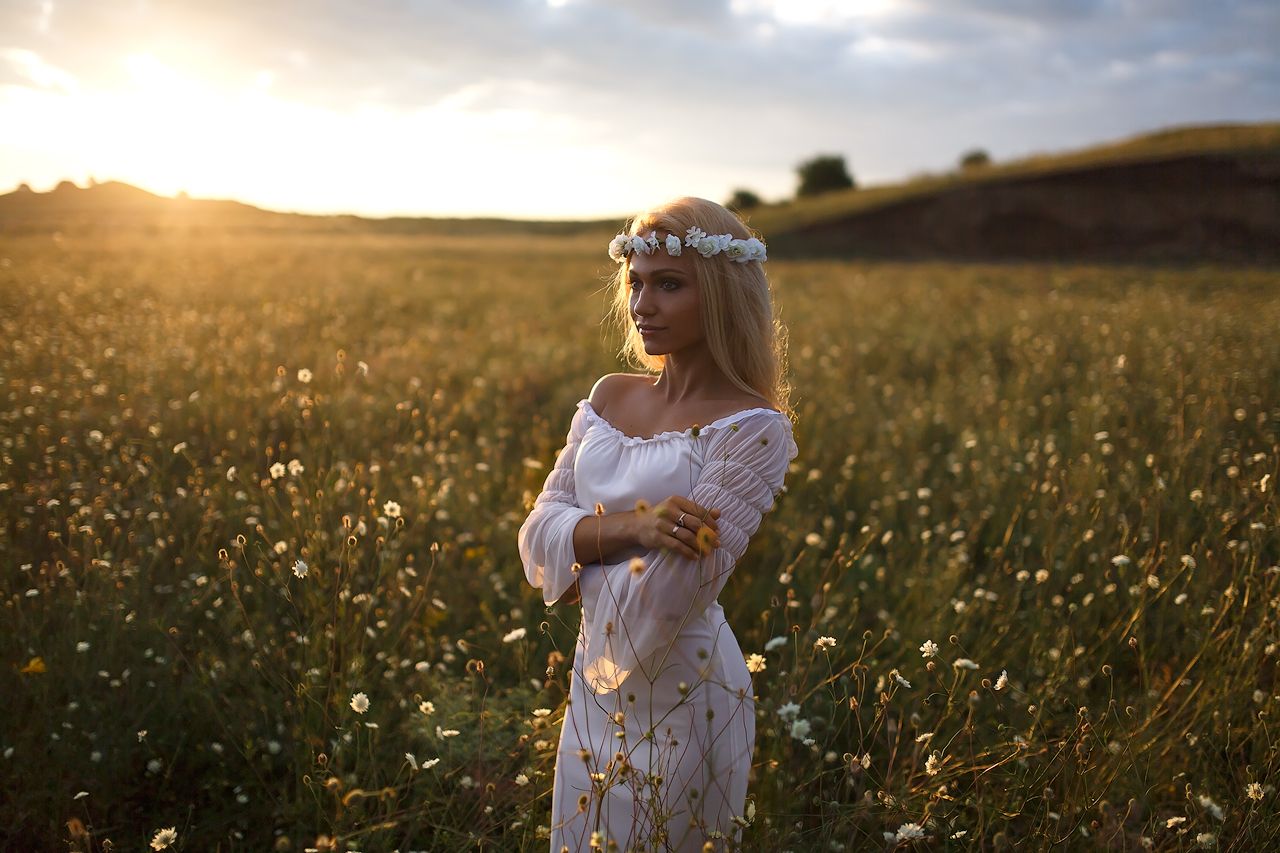 Girls in Slavic costumes in Kota Baru